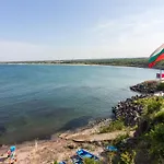 Rezos 3*
