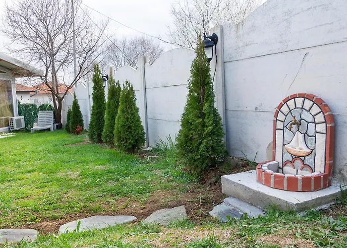 Rezos Πανσιόν